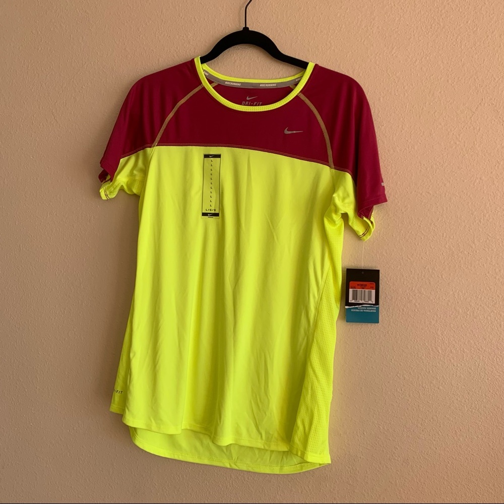 Nike running shirt large
